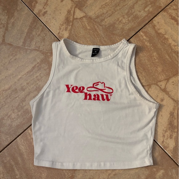 Tops - A white country graphic tank top
